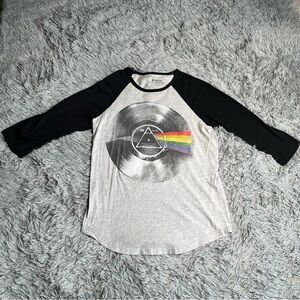 Pink Floyd Tshirt Womens Medium Concert The Dark Side of The Moon Gray Black
